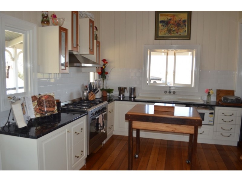 127 Greenup Road, Cambooya QLD 4358