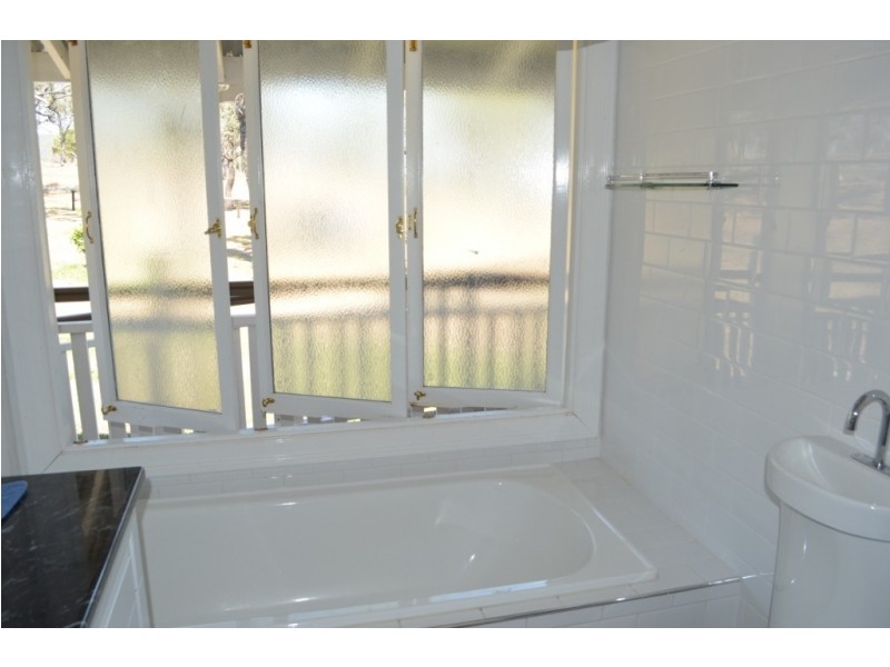 127 Greenup Road, Cambooya QLD 4358