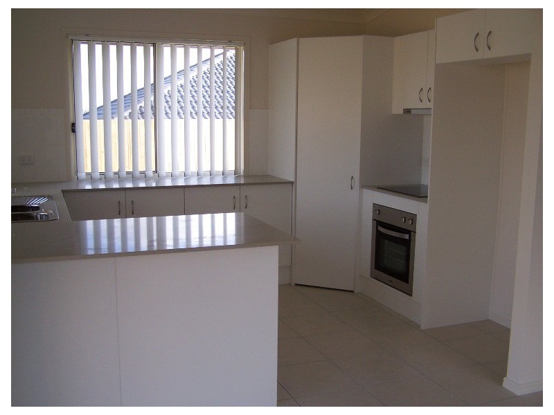 4 Moorina Drive, Harristown QLD 4350