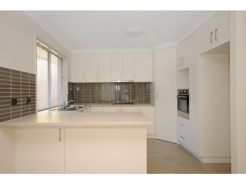 196 Jellicoe Street, Newtown QLD 4350