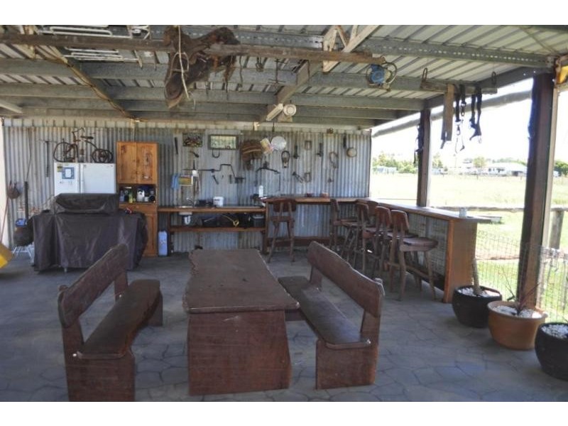 43 Railway Parade, Cambooya QLD 4358