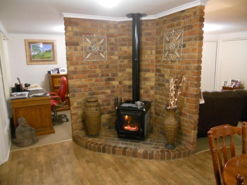 9 Melway Crescent, Harristown QLD 4350