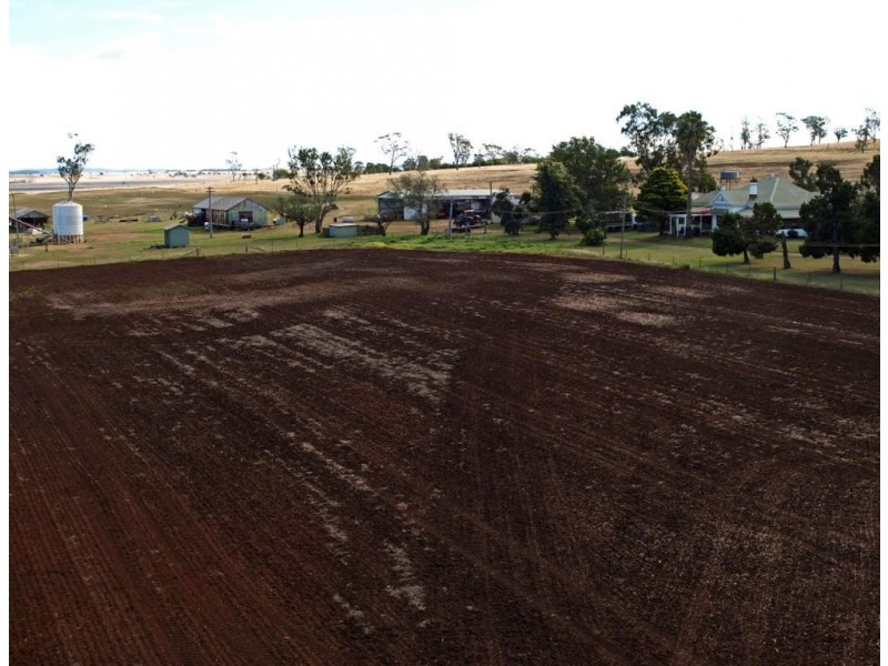 Santa Maria 13314 New England Highway, Cambooya QLD 4358
