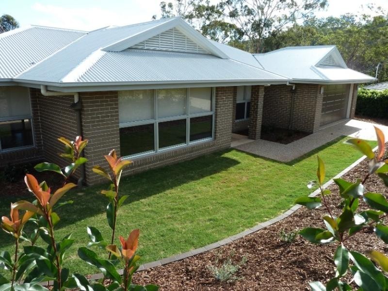 64 Skyline Drive, Blue Mountain Heights QLD 4350