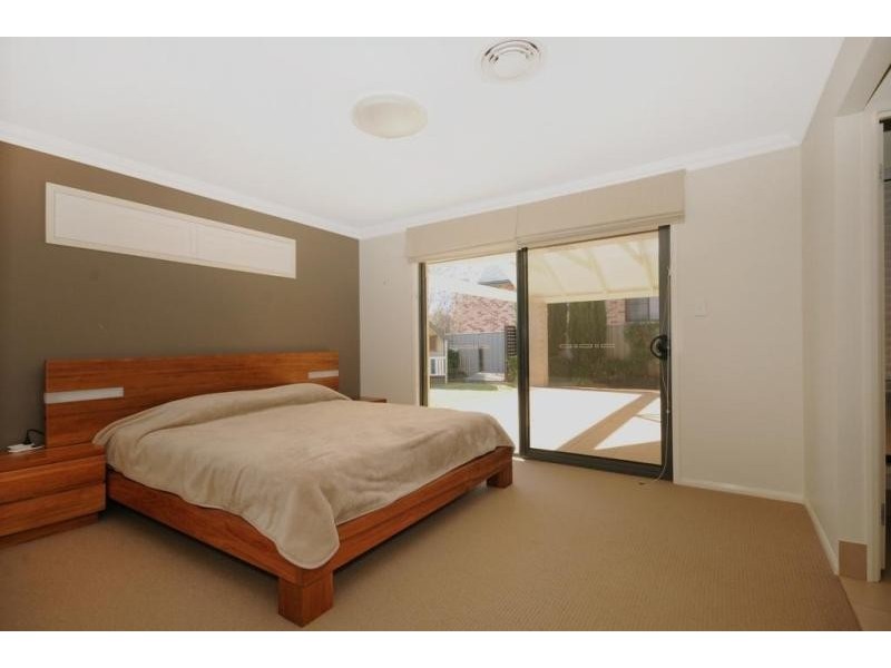 61 Pillar St, Middle Ridge QLD 4350