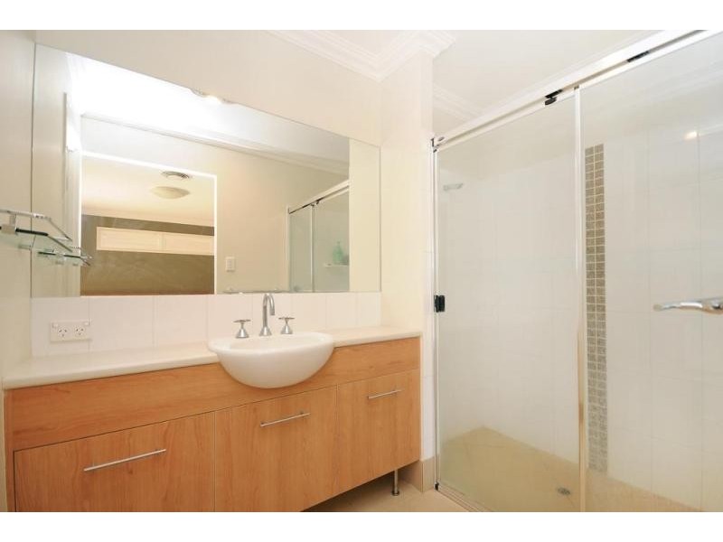 61 Pillar St, Middle Ridge QLD 4350