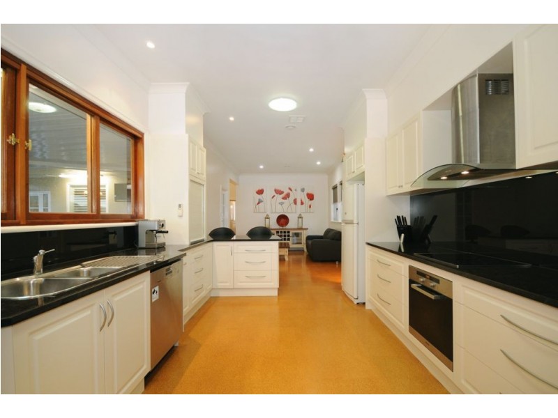 159 Spring Street, Middle Ridge QLD 4350