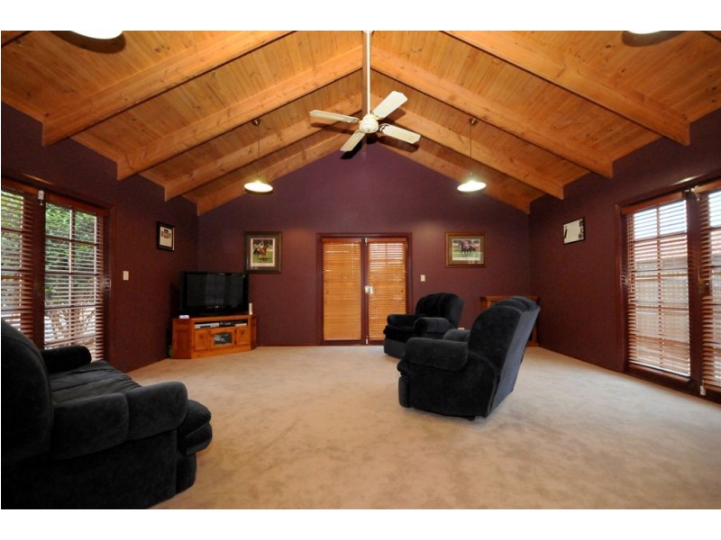 159 Spring Street, Middle Ridge QLD 4350