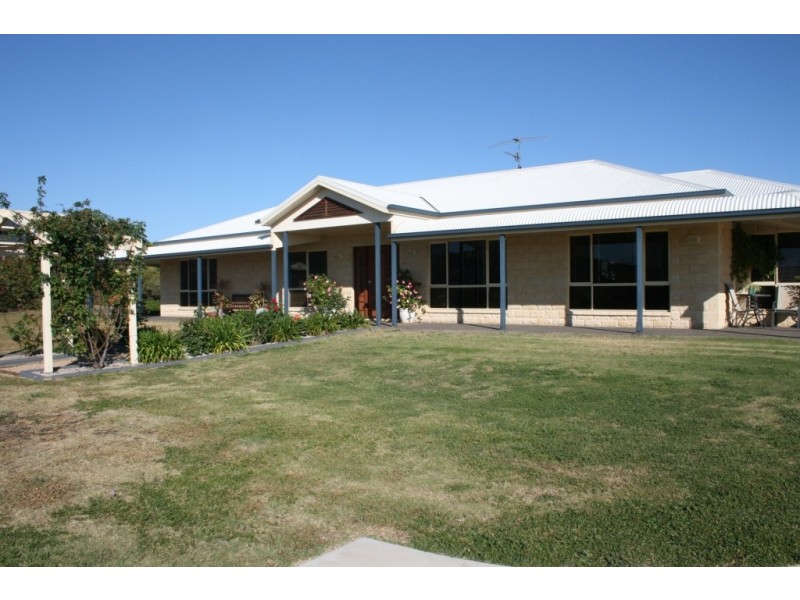 3 Madison Court, Glenvale QLD 4350