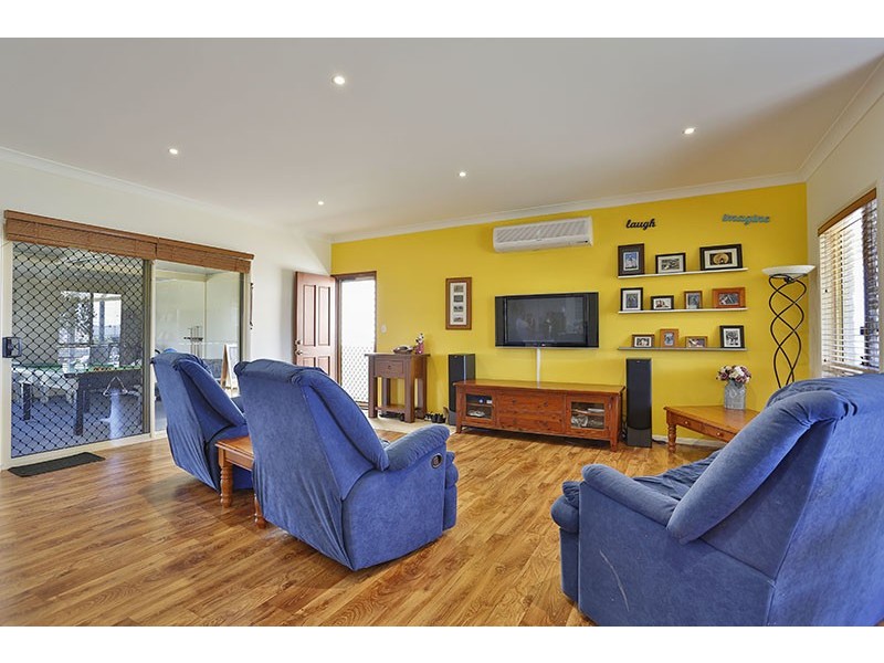 3 Madison Court, Glenvale QLD 4350