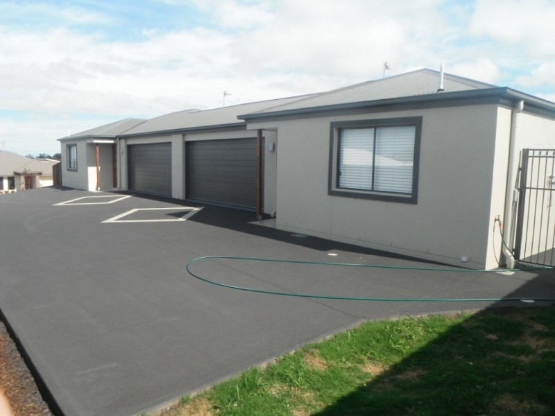 2/6 Punter Close, Glenvale QLD 4350
