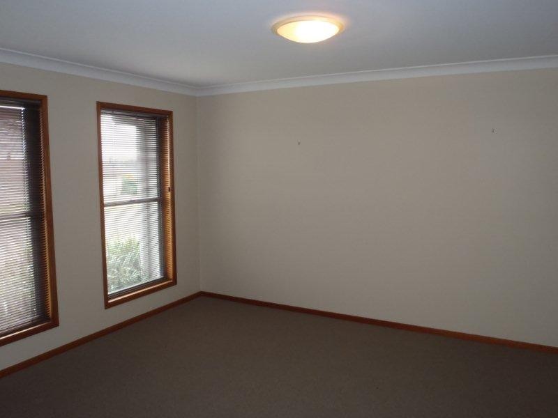 538 Hume Street, Middle Ridge QLD 4350