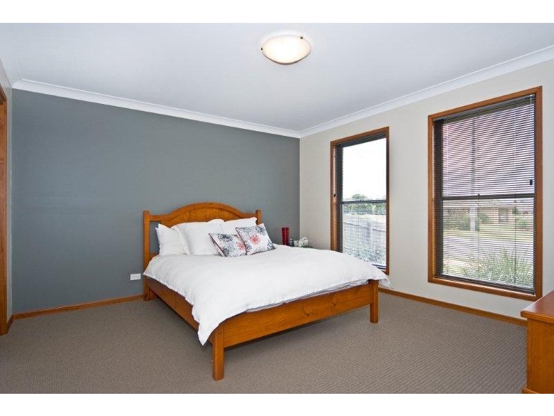 538 Hume Street, Middle Ridge QLD 4350