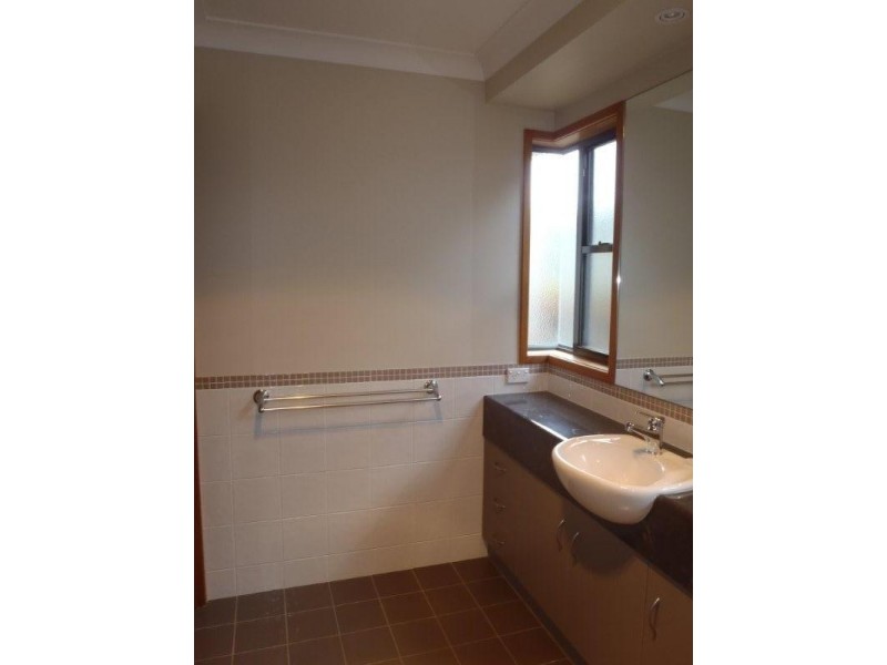 538 Hume Street, Middle Ridge QLD 4350