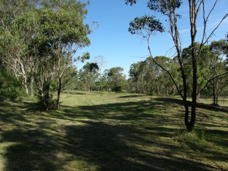 33a Box Tree Court, Mount Rascal QLD 4350