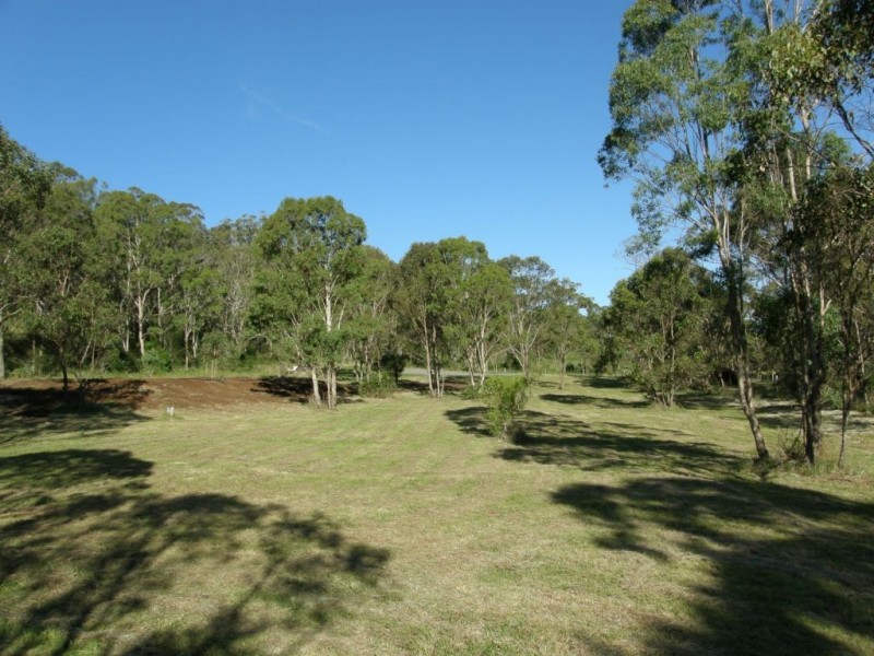 33a Box Tree Court, Mount Rascal QLD 4350