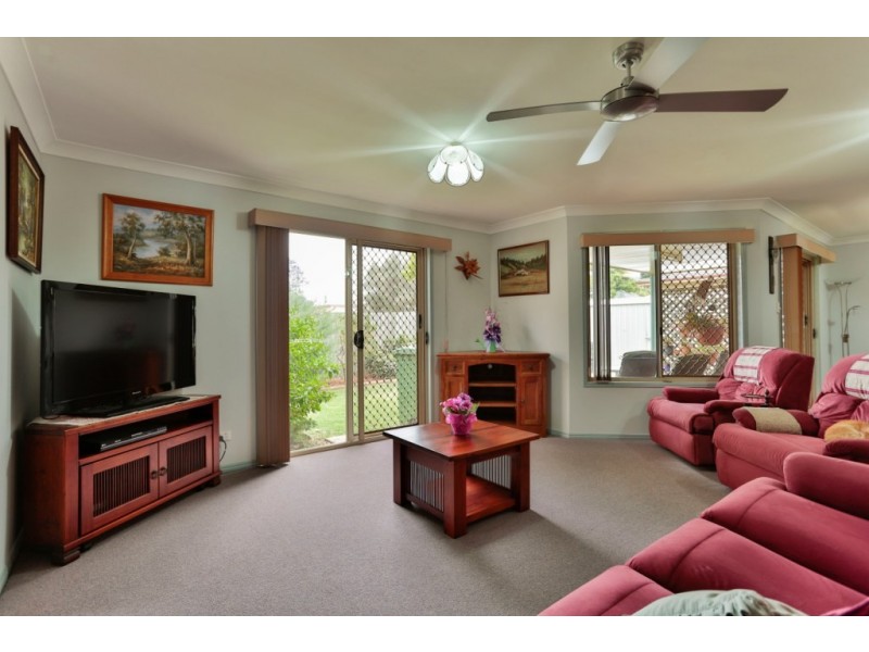 4a David Street, Rockville QLD 4350