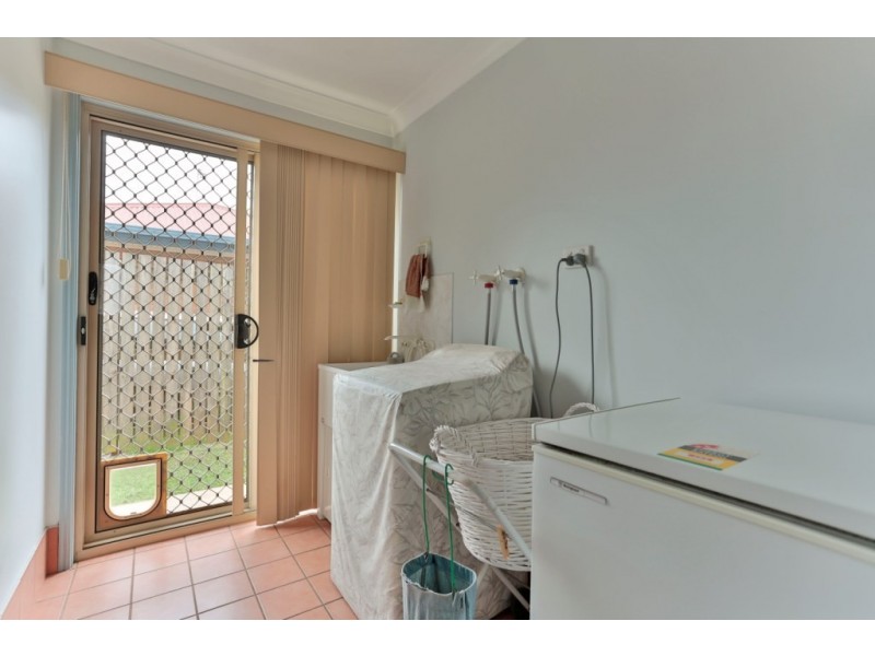 4a David Street, Rockville QLD 4350