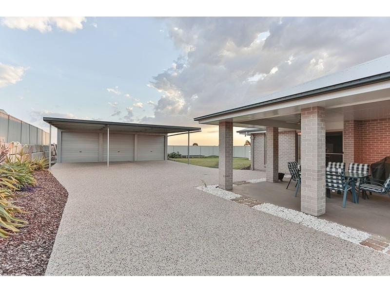 40 Whitman Street, Westbrook QLD 4350