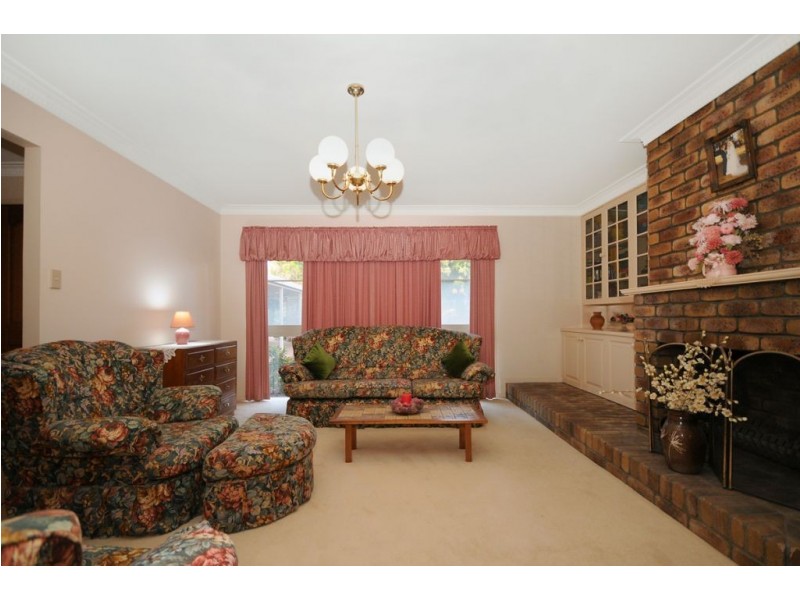 8 Dhal Street Cotswold Hills, Toowoomba QLD 4350