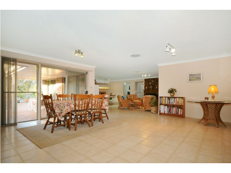 8 Dhal Street Cotswold Hills, Toowoomba QLD 4350