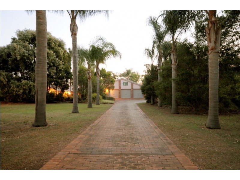 8 Dhal Street Cotswold Hills, Toowoomba QLD 4350