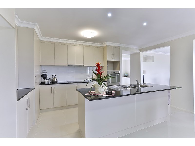 4 Wodalla Court, Hodgson Vale QLD 4352