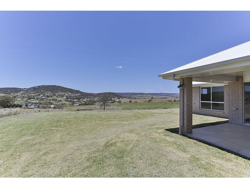 4 Wodalla Court, Hodgson Vale QLD 4352