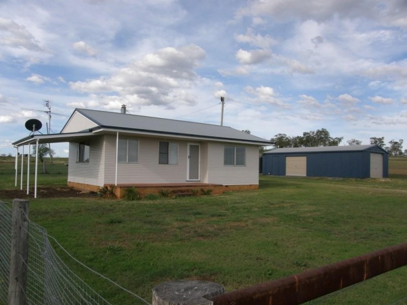 186 Bunkers Hill School Road, Westbrook QLD 4350