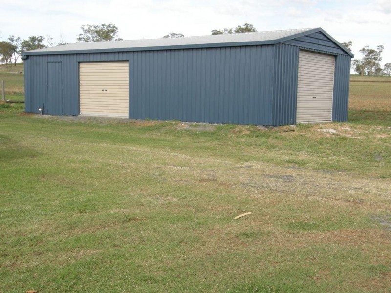 186 Bunkers Hill School Road, Westbrook QLD 4350