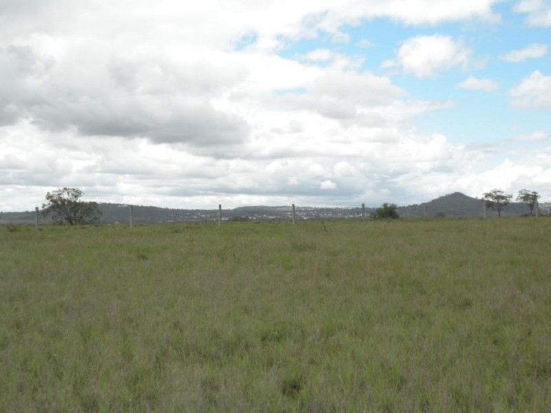 186 Bunkers Hill School Road, Westbrook QLD 4350