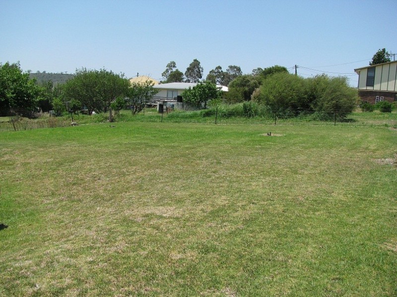 19 Bell Street, Greenmount QLD 4359