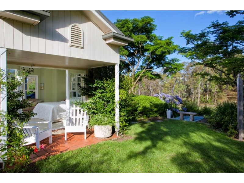 42 Yonder Lane, Cabarlah QLD 4352