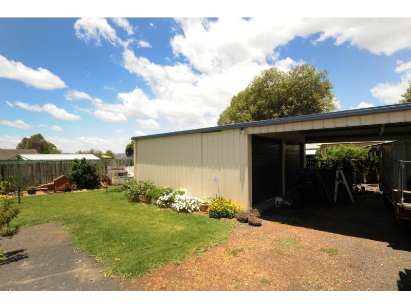12 Tomkys Street, Toowoomba QLD 4350