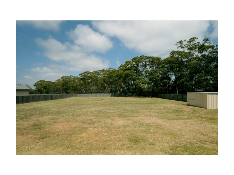 42 Holly Avenue, Highfields QLD 4352