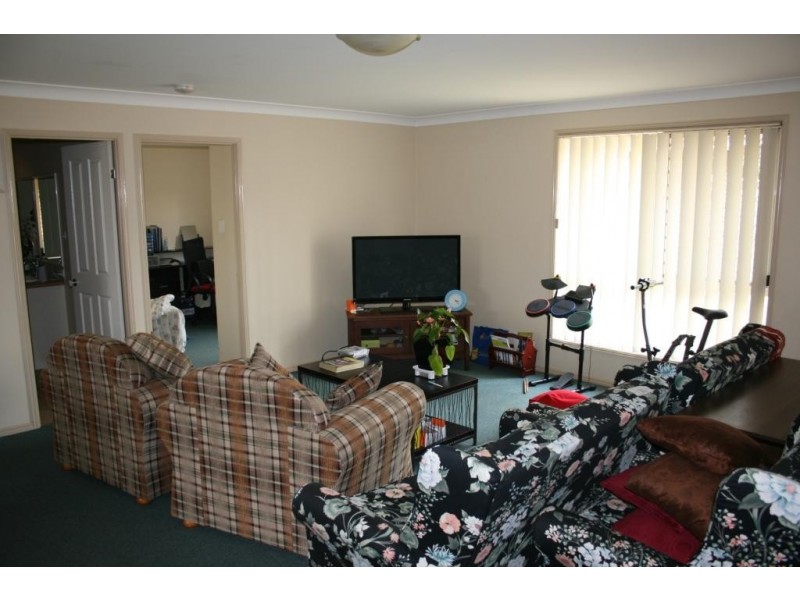 21 Cortess Street, Kearneys Spring QLD 4350