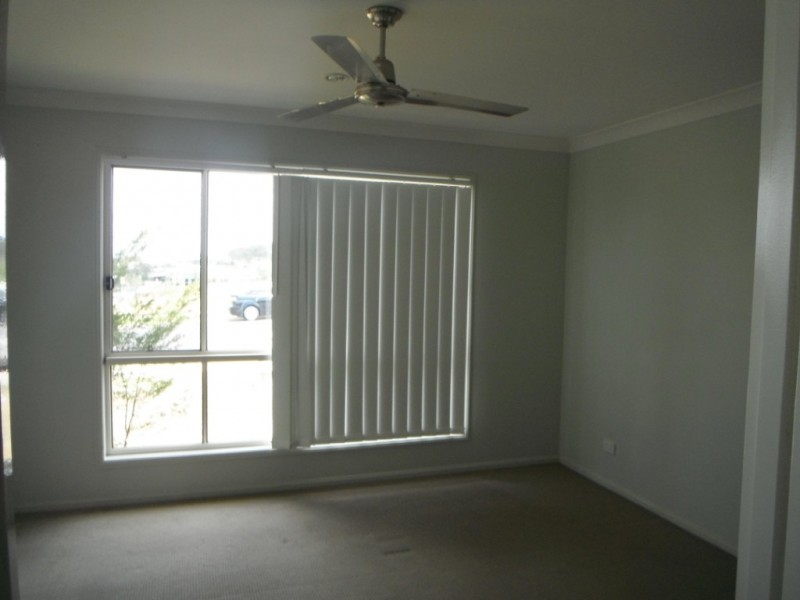 688 Greenwattle Street, Harristown QLD 4350