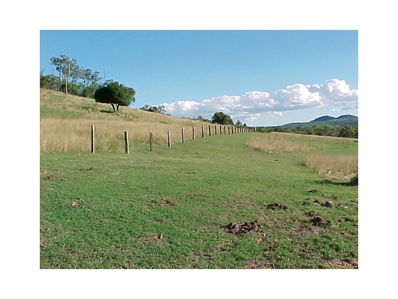 387 Muniganeen Road, Meringandan West QLD 4352