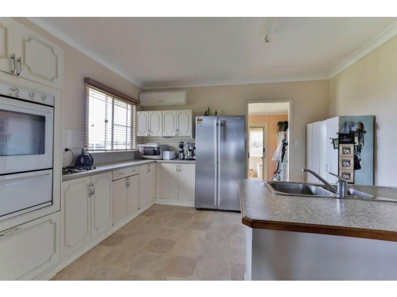 30 Bourne Road, Cambooya QLD 4358