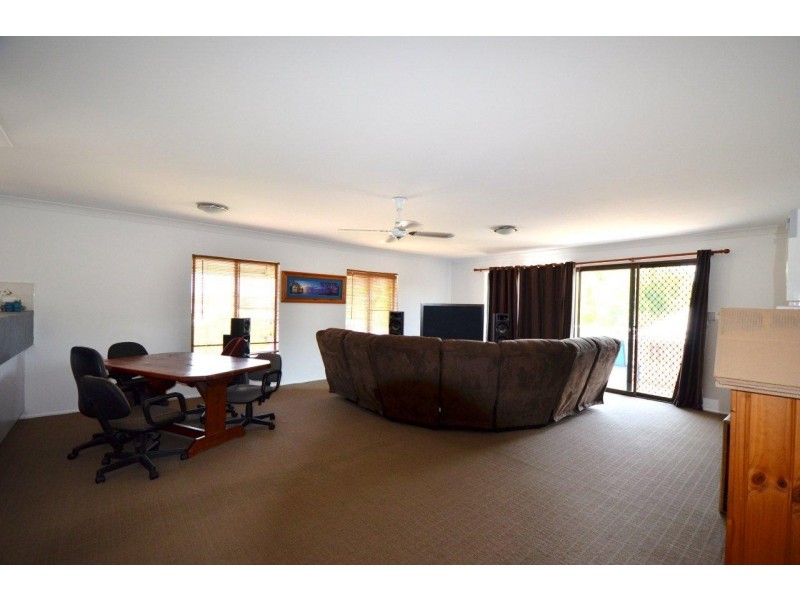 8/208 Hume Street, South Toowoomba QLD 4350
