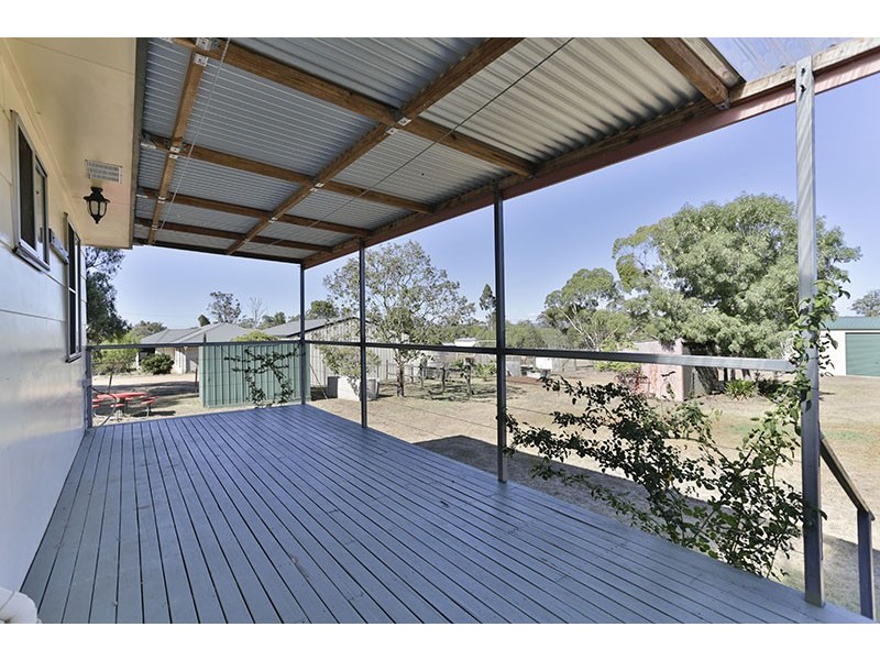 6 Goombungee Meringandan Road, Meringandan West QLD 4352