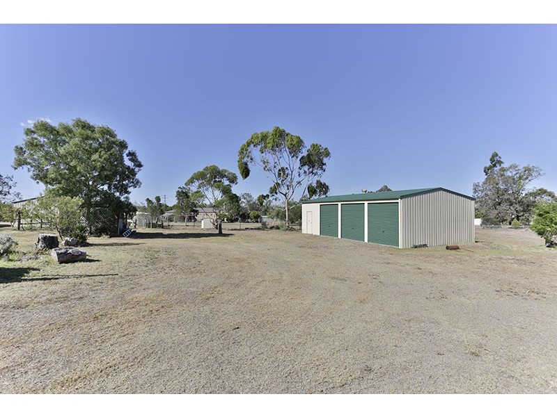 6 Goombungee Meringandan Road, Meringandan West QLD 4352
