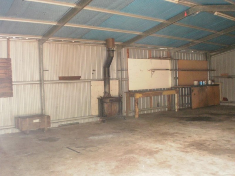 14 Railway Street, Cambooya QLD 4358