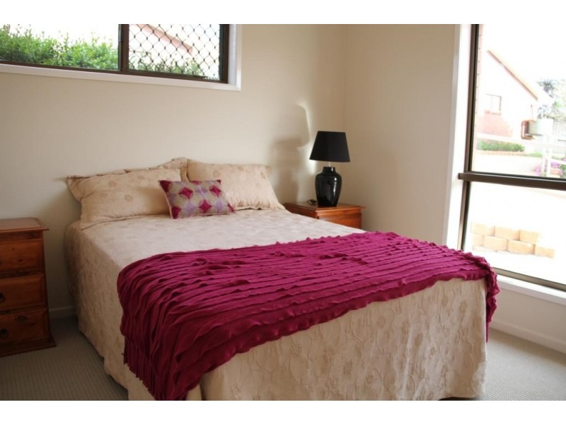 258 Spring Street, Kearneys Spring QLD 4350