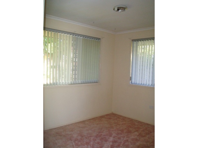 1/8 Moloney, North Toowoomba QLD 4350