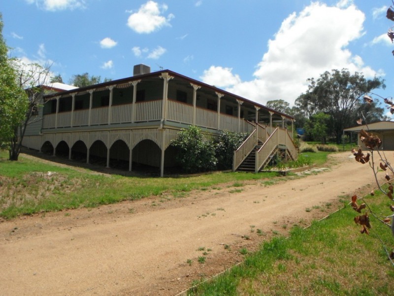 32 Goombungee Road, Kingsthorpe QLD 4400