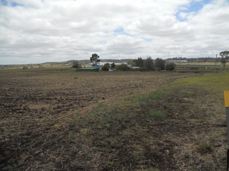 156 Heinemann Road, Wellcamp QLD 4350