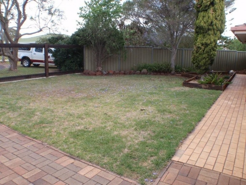 3 Judith Court, Harristown QLD 4350