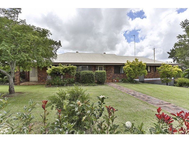 24 Coverdale Crescent, Cotswold Hills QLD 4350