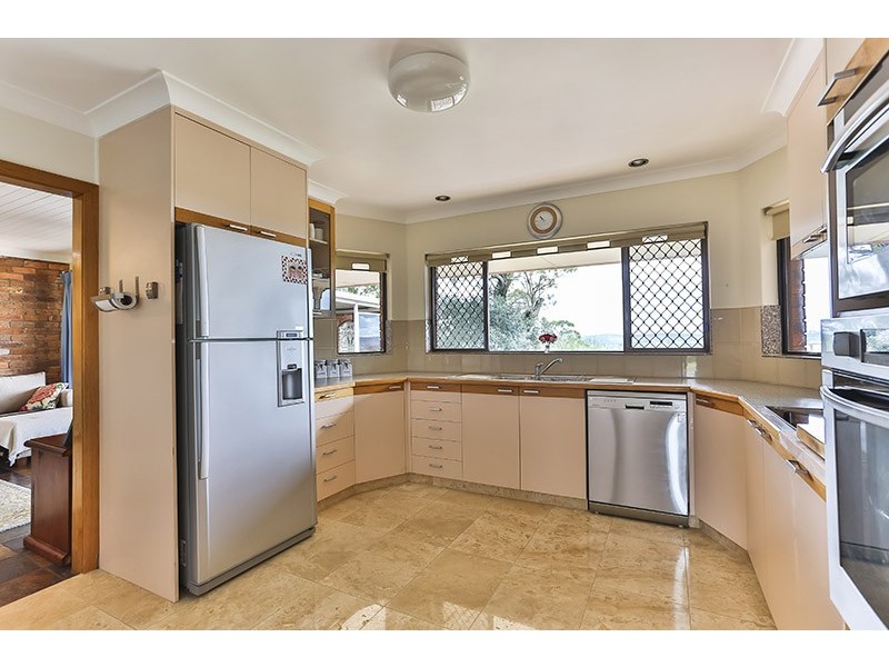 24 Coverdale Crescent, Cotswold Hills QLD 4350